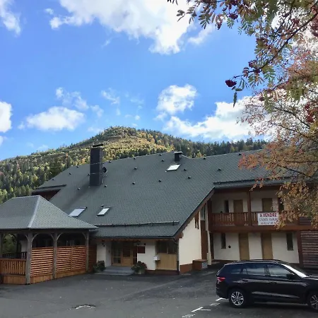 Le Bec De L'aigle Apartament *