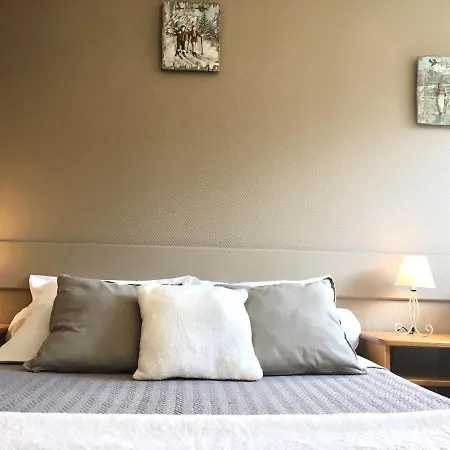 Le Bec De L'aigle Apartament *